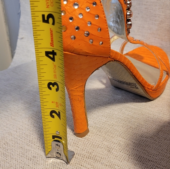 Size 8 Orange Leather and rhinestone 3.9 inch heel pumps. Chi By Faichi brand. - Picture 4 of 8